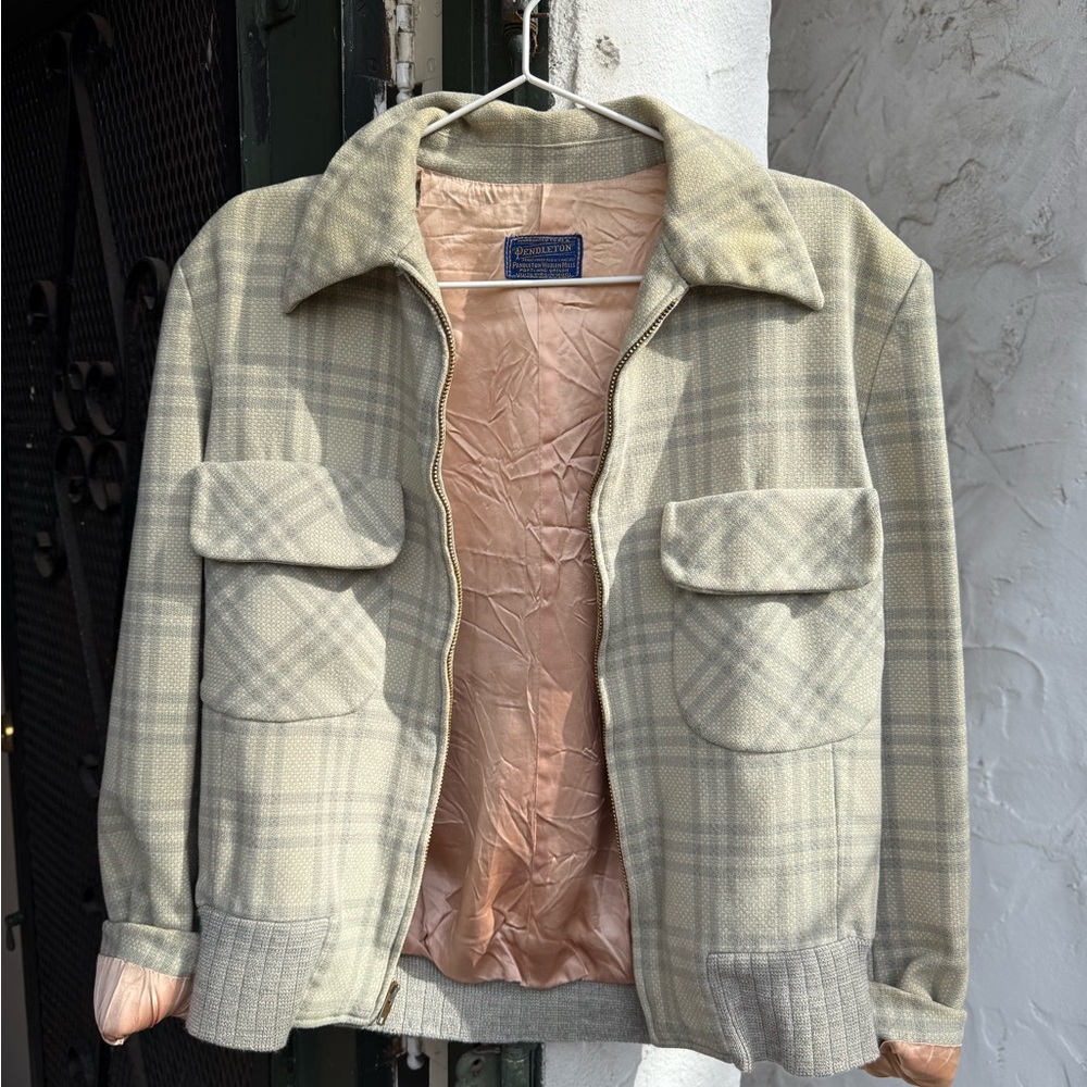 Cream/peach lined interior PENDLETON VINTAGE JACKET